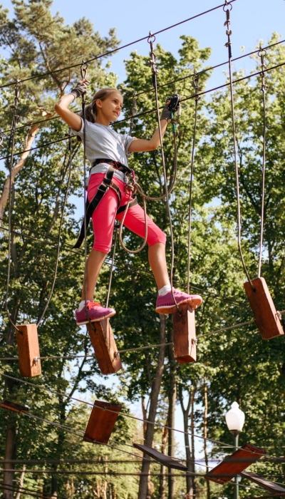 brave-kids-equipment-climbs-rope-park-playground-children-climbing-suspension-bridge