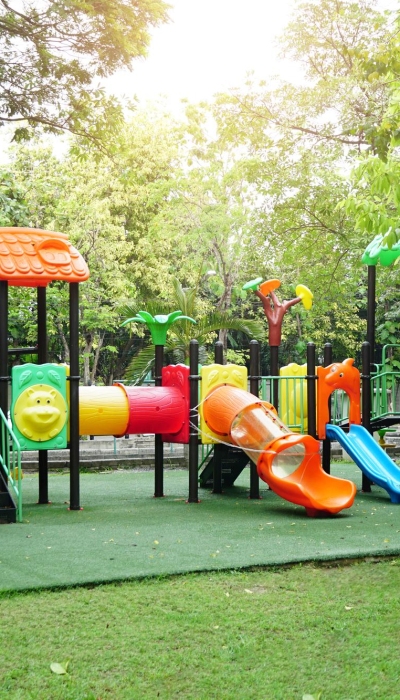 colorful-playground-yard-park