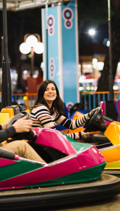 couple-riding-bumper-cars