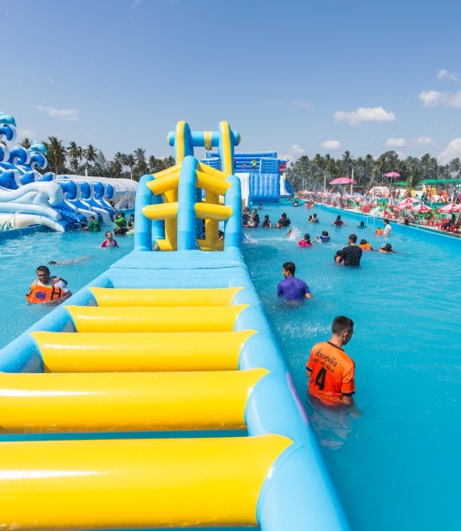 people-water-park